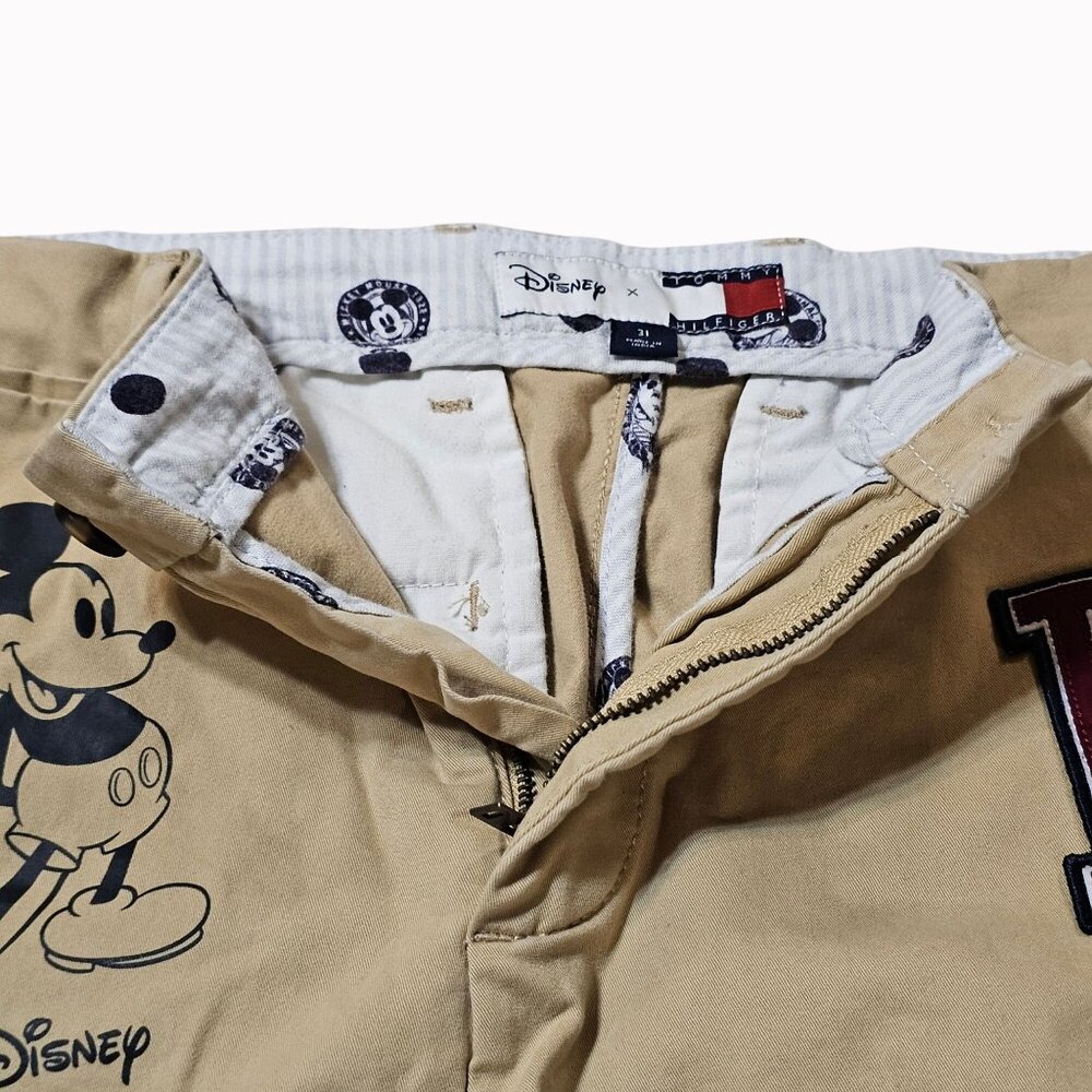 Disney X Tommy Hilfiger Mickey Mouse Flex Chino Shorts Beige Size 31 - Picture 4 of 12
